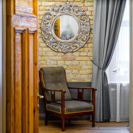 Dzirnavu Residence 2 Bedroom Apartment リガ エクステリア 写真