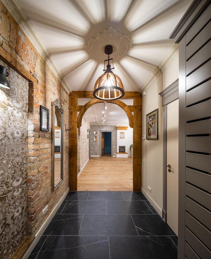 Dzirnavu Residence 2 Bedroom Apartment リガ エクステリア 写真